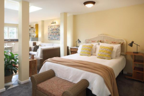 Steeple View - Romantic Wye Valley Country House Studio Apartment - Dog Friendly